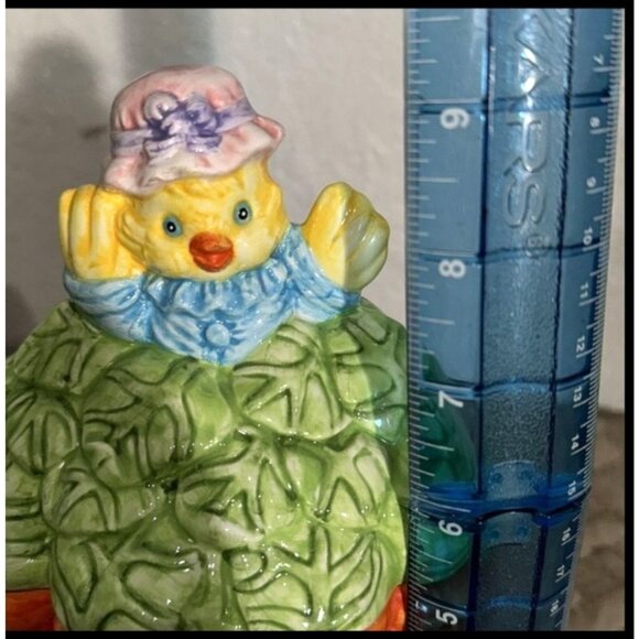 Ceramic Carrot Basket Cookie Jar With Chick Lid - Picture 8 of 8